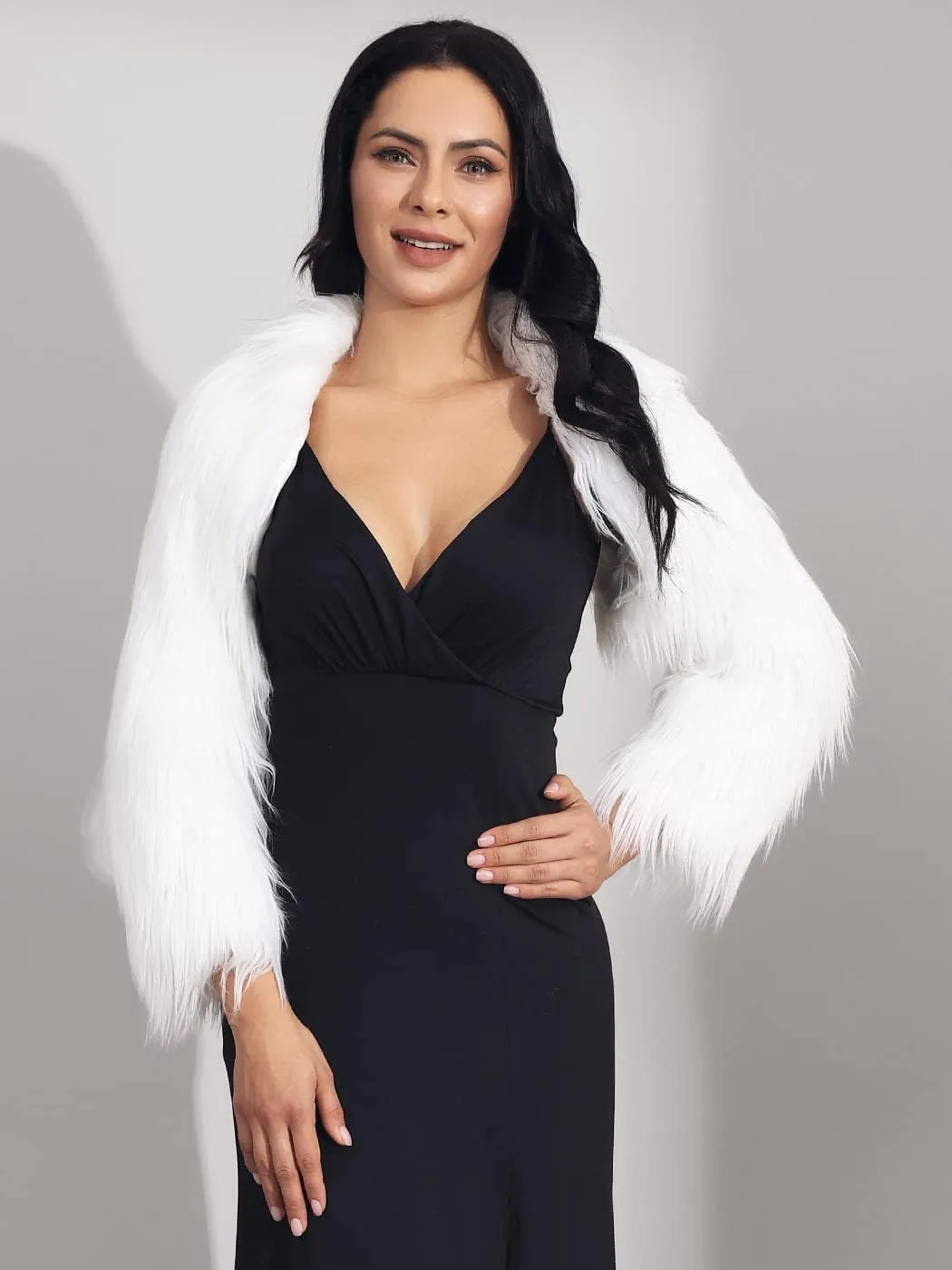 Aukmla Women Faux Fur Bolero Shrugs Winter Wedding Fur Jacket Long Sleeves Evening Fur Shawls Wraps for Bride and Bridesmaid