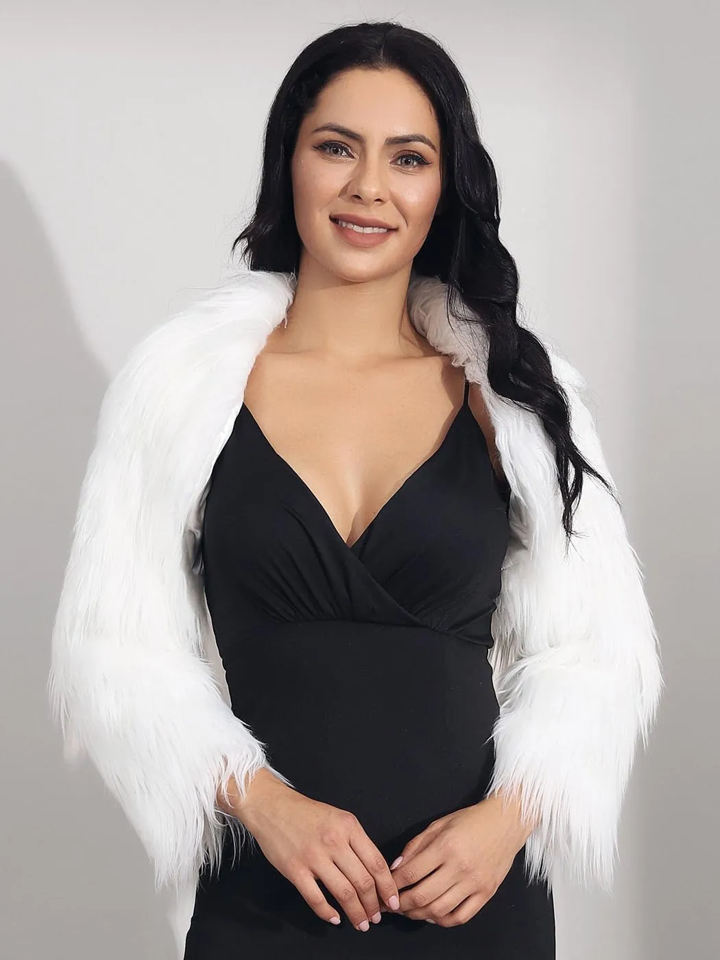 Aukmla Women Faux Fur Bolero Shrugs Winter Wedding Fur Jacket Long Sleeves Evening Fur Shawls Wraps for Bride and Bridesmaid