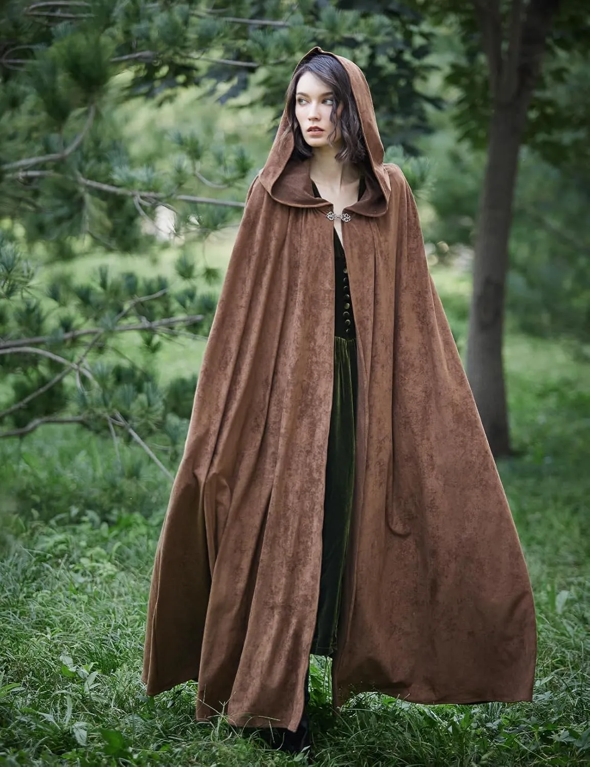 BEAUTELICATE Renaissance Hooded Cloak Cosplay Medieval Hobbit Halloween Suede Wizard Cape