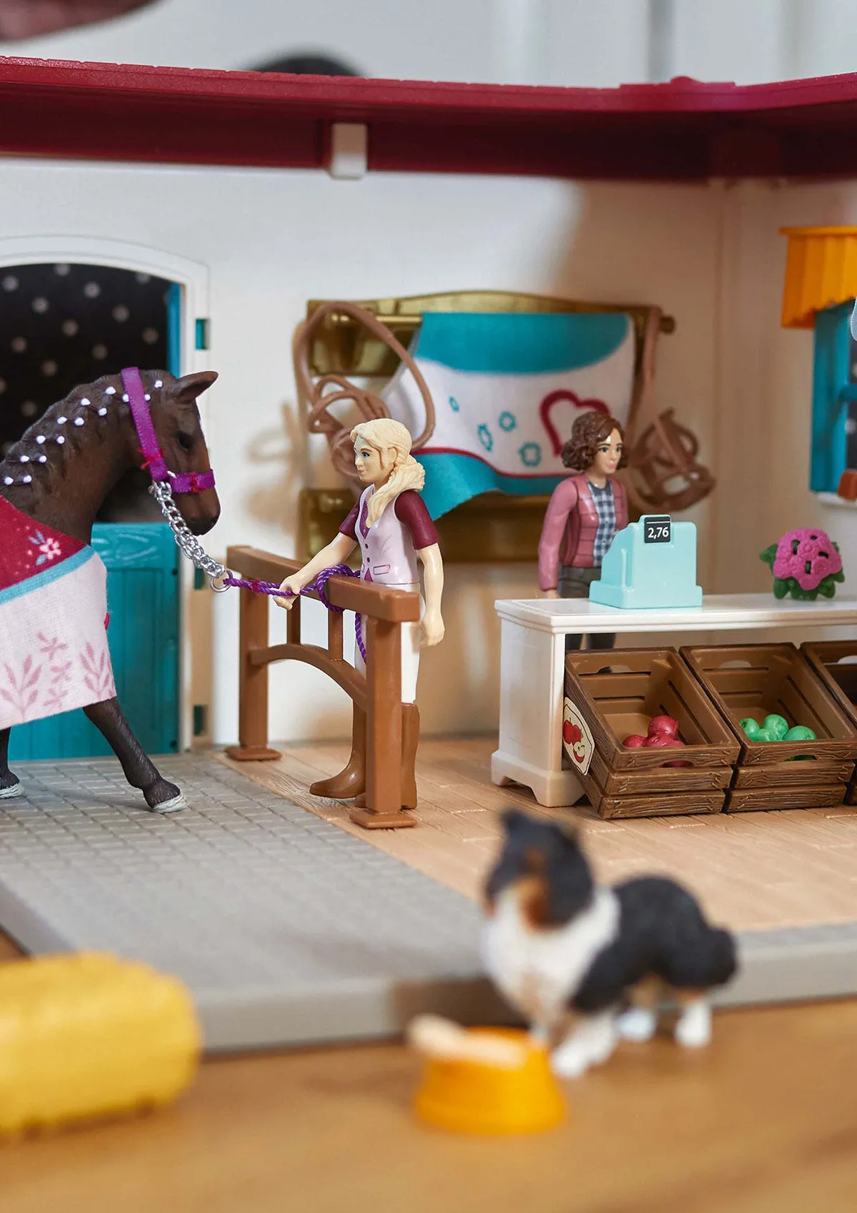Horse Shop
