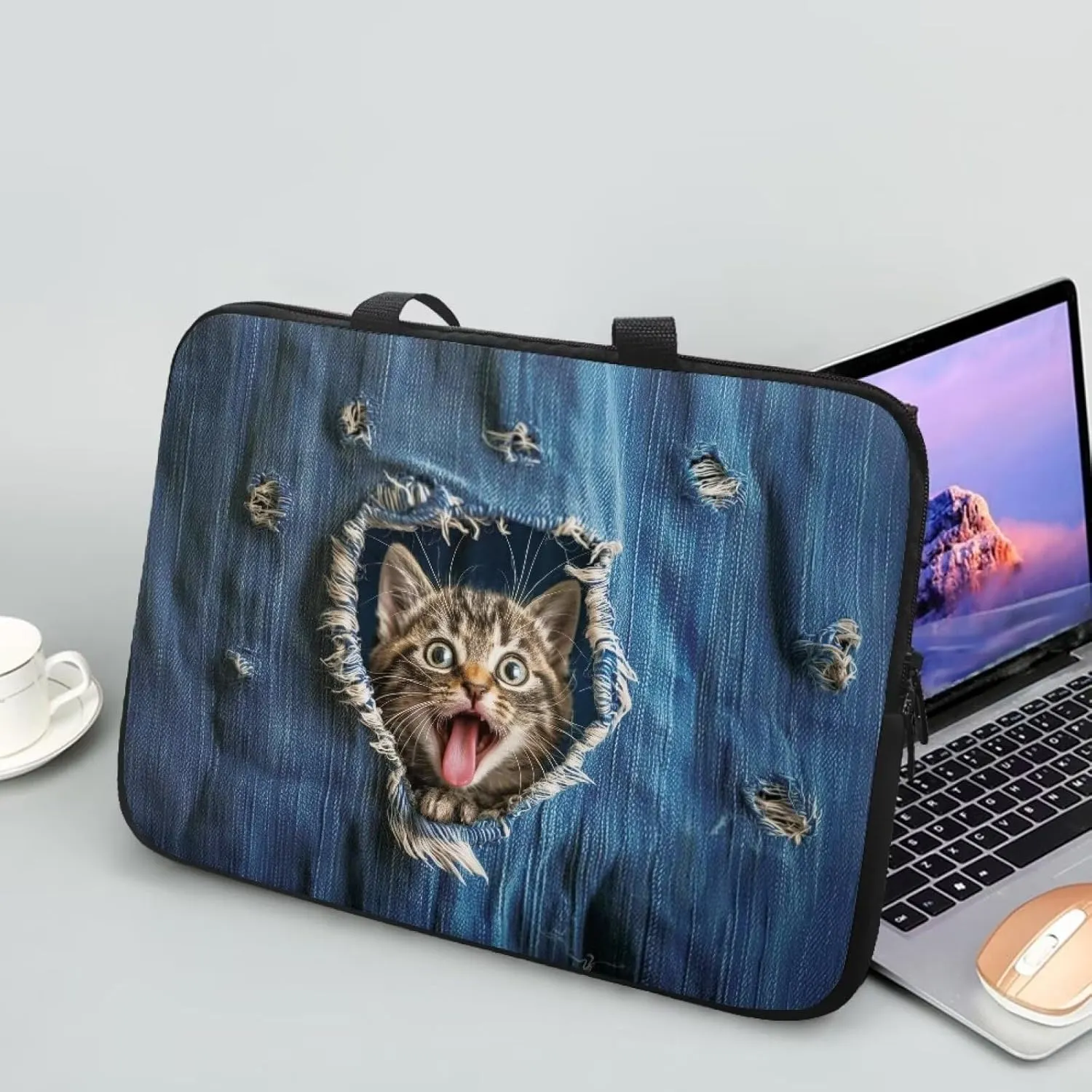 Uasibuni Stylish Laptop Bag for 15-17In Laptops, Cute Laptop Sleeve Bag, Black, Modern, Floral Pattern, Unisex-Adults